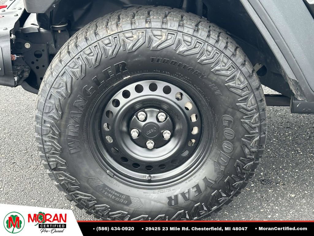 Used 2022 Jeep Wrangler Unlimited Rubicon w/ Steel Bumper Group AWD/4WD image 10