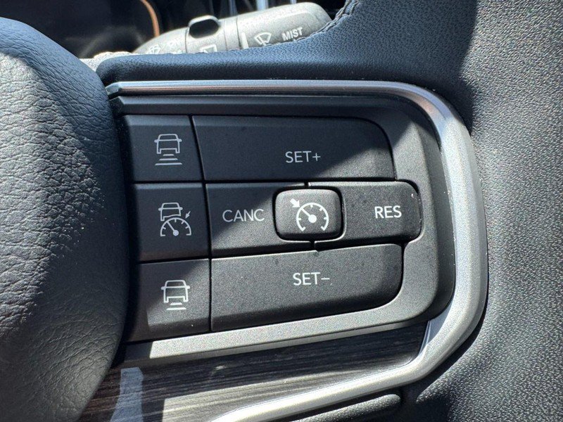 Used 2022 Jeep Wagoneer Series III w/ Premium Group I AWD/4WD image 19
