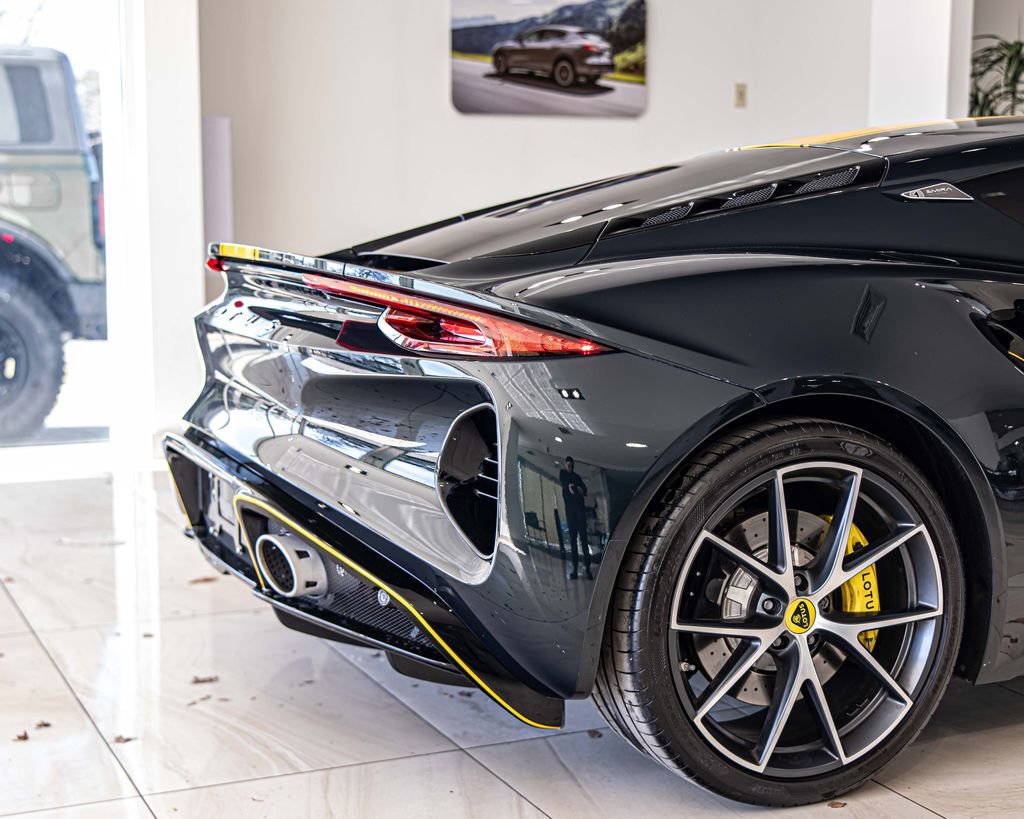 Used 2024 Lotus Emira First Edition image 12