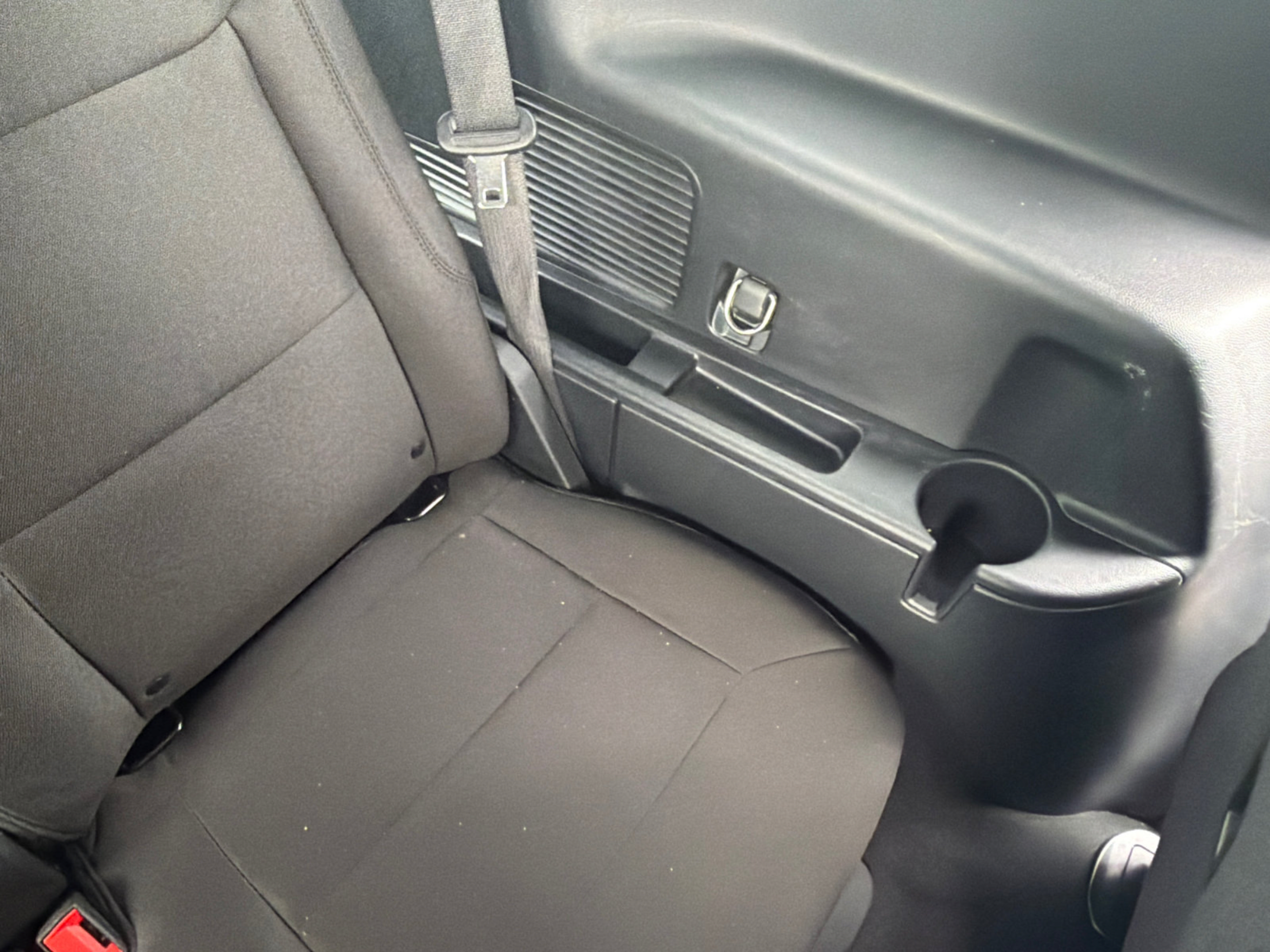Used 2023 Ford Explorer XLT AWD/4WD image 15