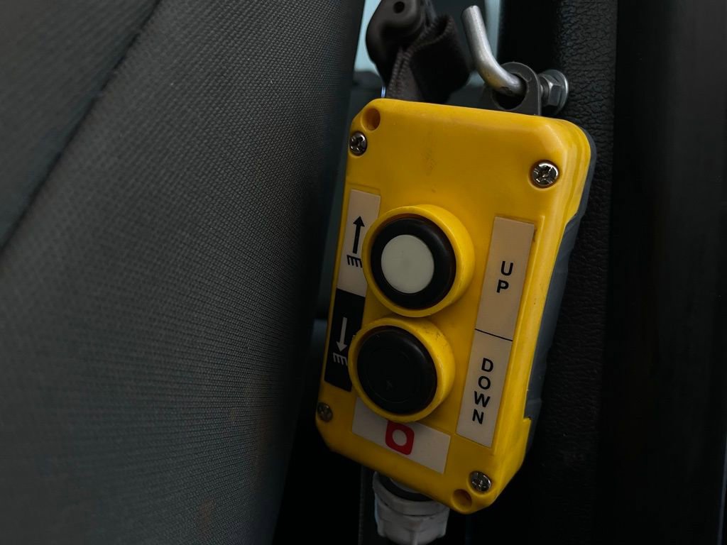 Used 2019 Ford F550 2WD Crew Cab Super Duty image 31