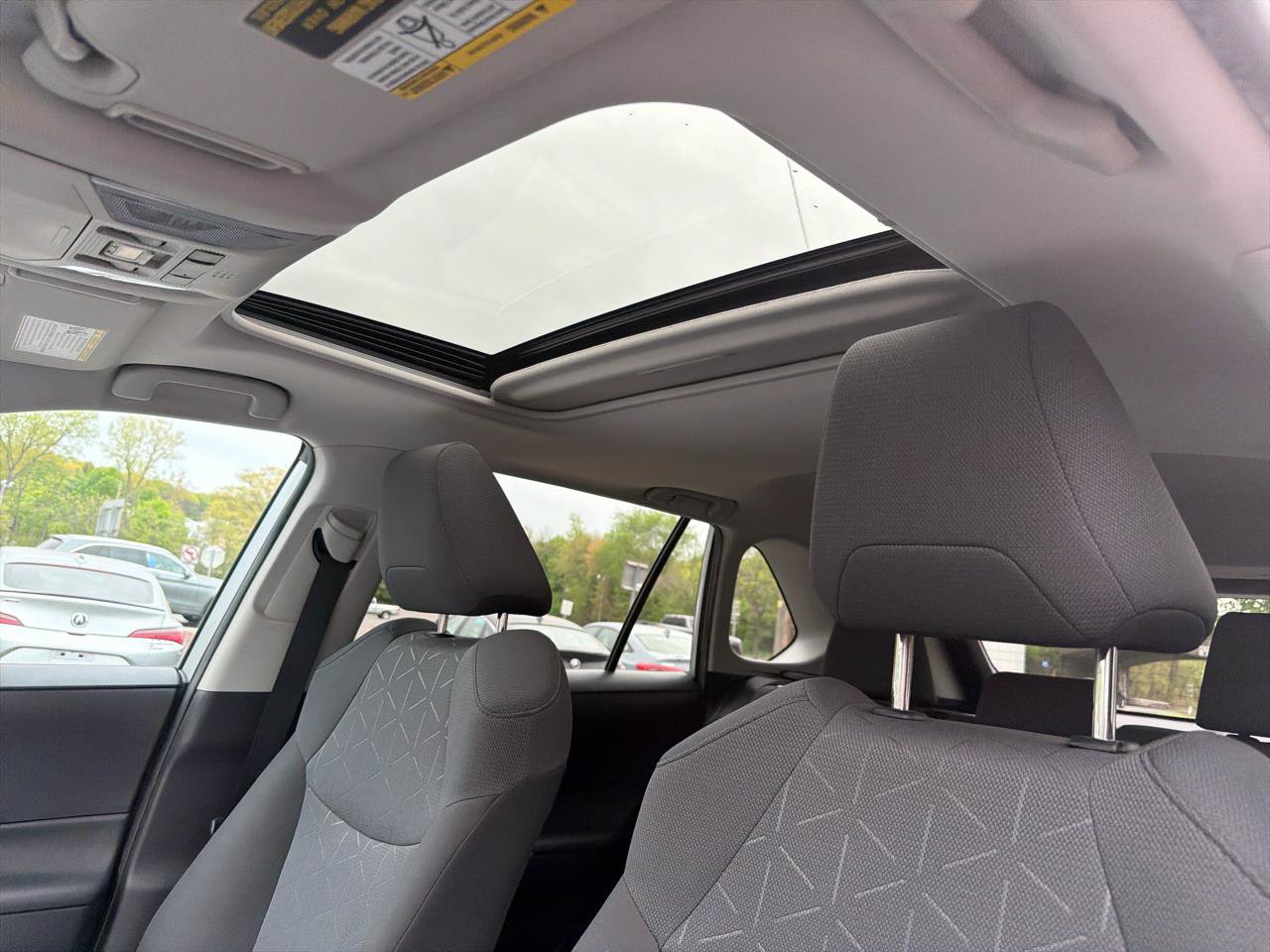 Used 2019 Toyota RAV4 XLE w/ Convenience Package AWD/4WD image 21