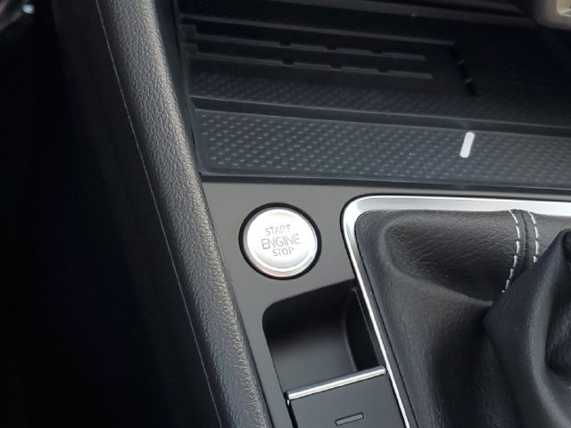 New 2027 Volkswagen Jetta SE FWD image 21