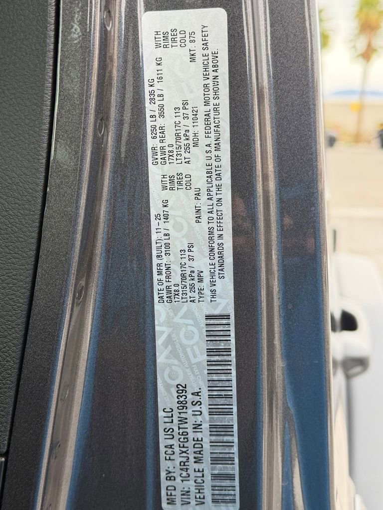 New 2026 Jeep Wrangler Unlimited Rubicon w/ Xtreme 35 Tire Package image 27