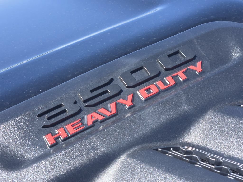 New 2026 RAM 3500 Laramie AWD/4WD image 7