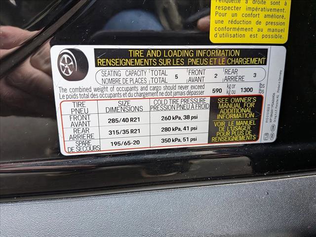 Used 2023 Porsche Cayenne Platinum Edition image 26