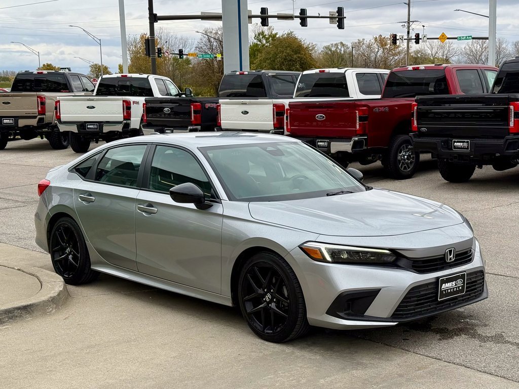 Used 2024 Honda Civic Sport image 6