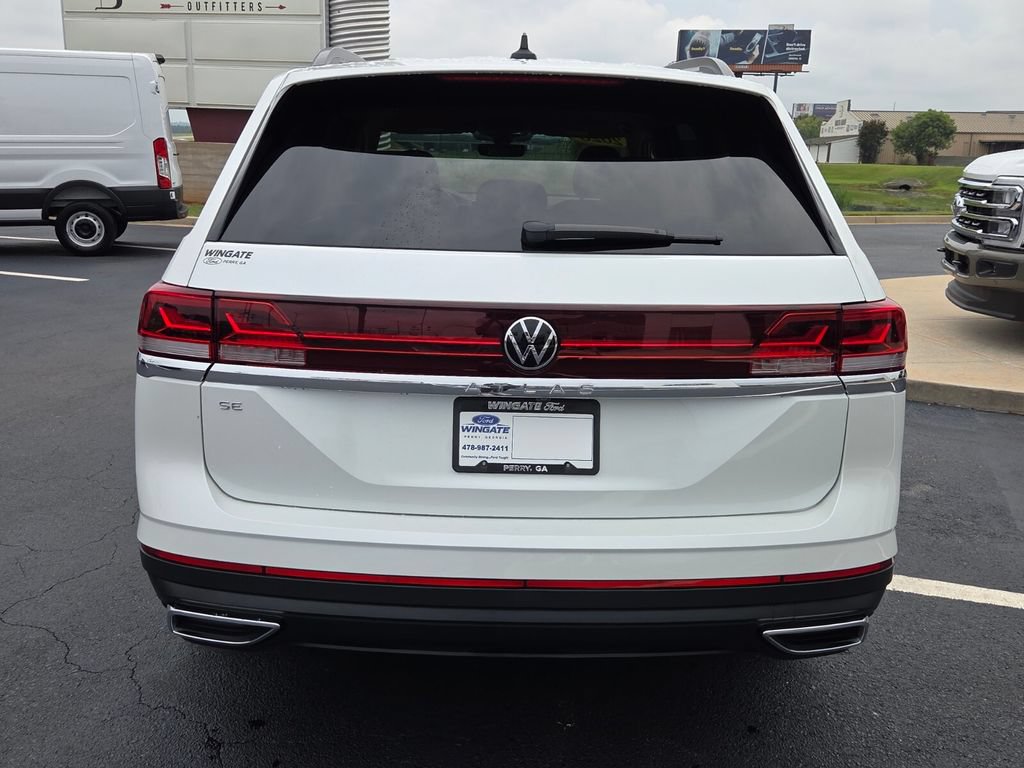 Used 2026 Volkswagen Atlas SE FWD image 15