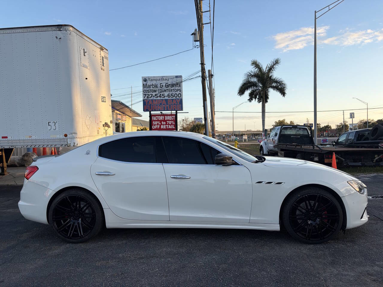 Used 2018 Maserati Ghibli GranSport image 4