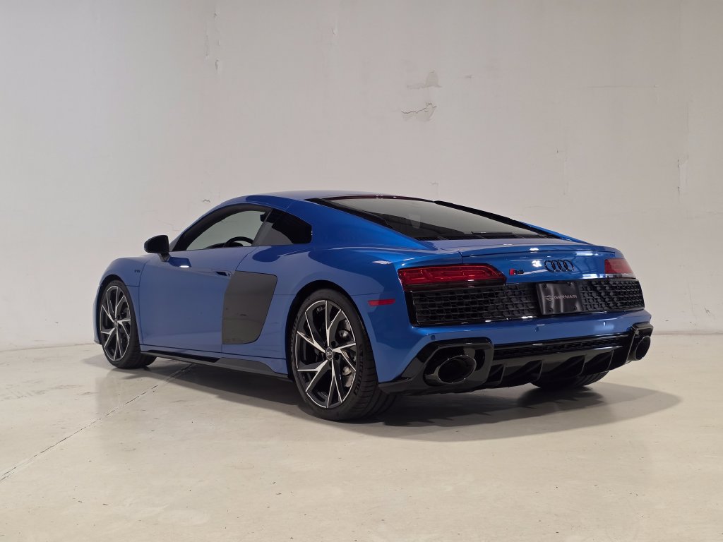 Certified 2023 Audi R8 V10 performance w/ Premium Package RWD image 5