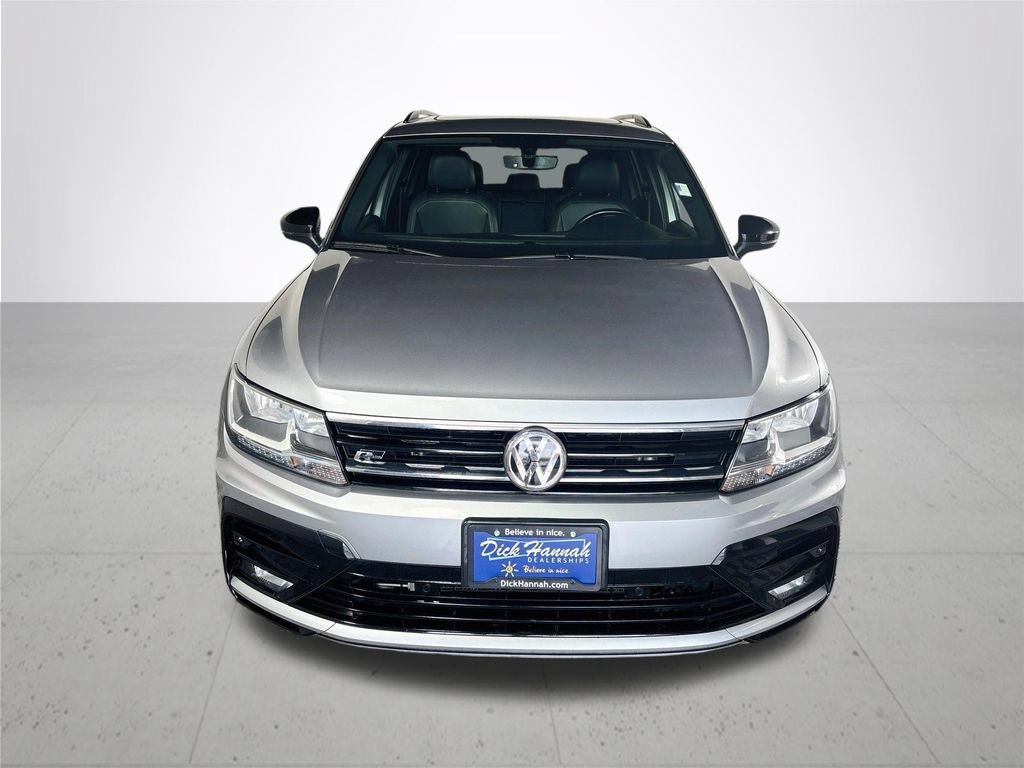 Used 2020 Volkswagen Tiguan SE R-Line AWD/4WD image 3