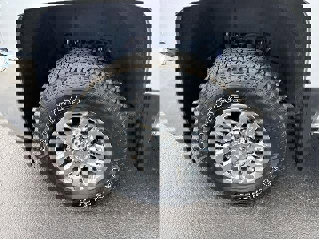 Certified 2019 Chevrolet Silverado 3500 LT w/ LT Convenience Package image 31