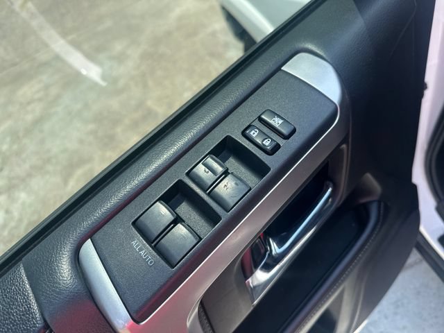 Used 2017 Toyota 4Runner SR5 Premium AWD/4WD image 11