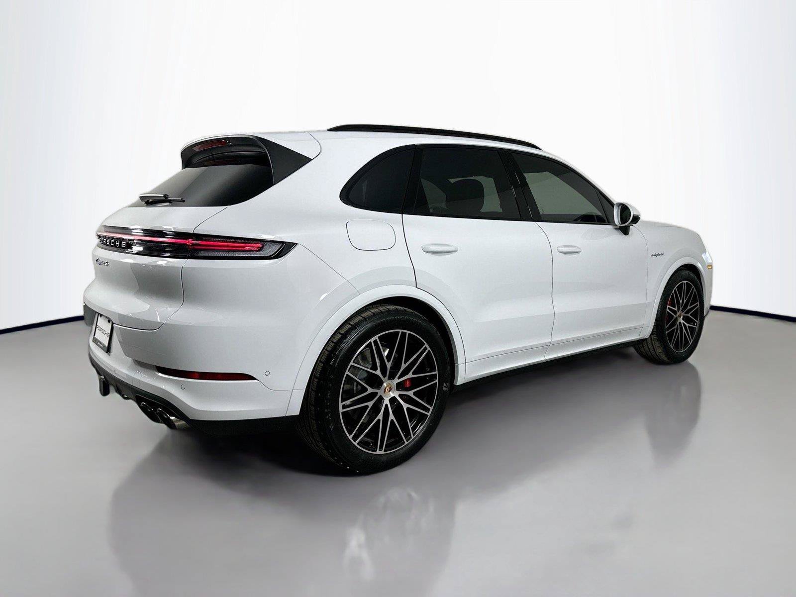 Used 2026 Porsche Cayenne S AWD/4WD image 7