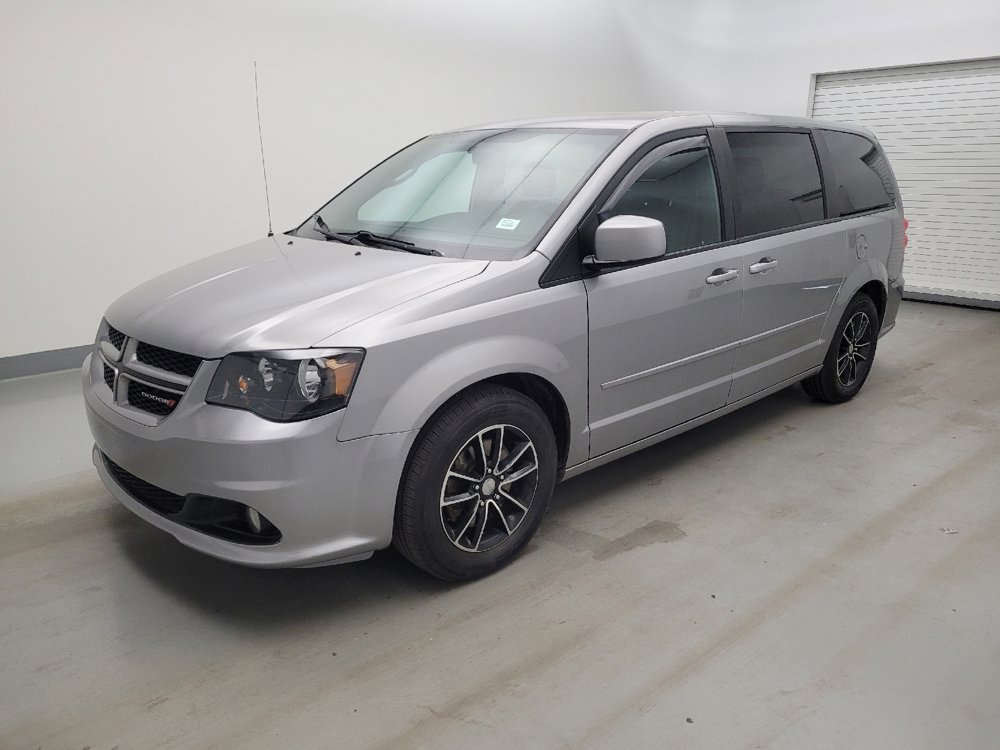 Used 2016 Dodge Grand Caravan R/T w/ Safety Sphere Group FWD image 2