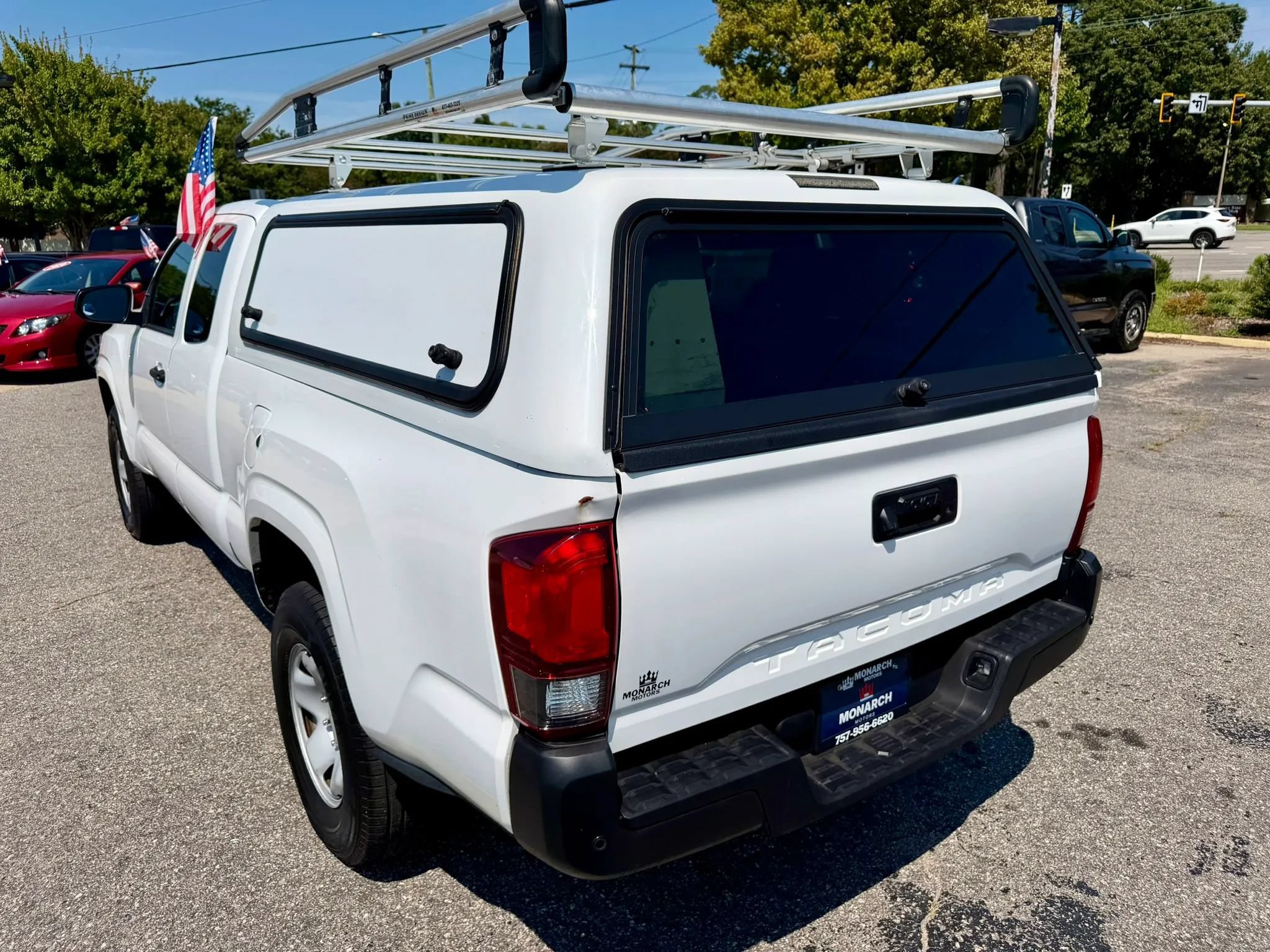 Used 2020 Toyota Tacoma SR RWD image 3