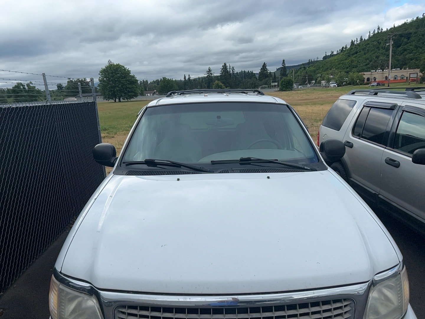 Used 2000 Ford Expedition XLT AWD/4WD image 4