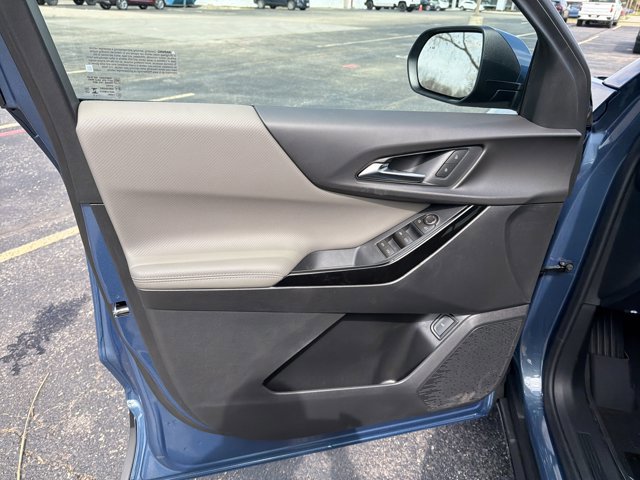 New 2026 Chevrolet Equinox LT AWD/4WD image 10