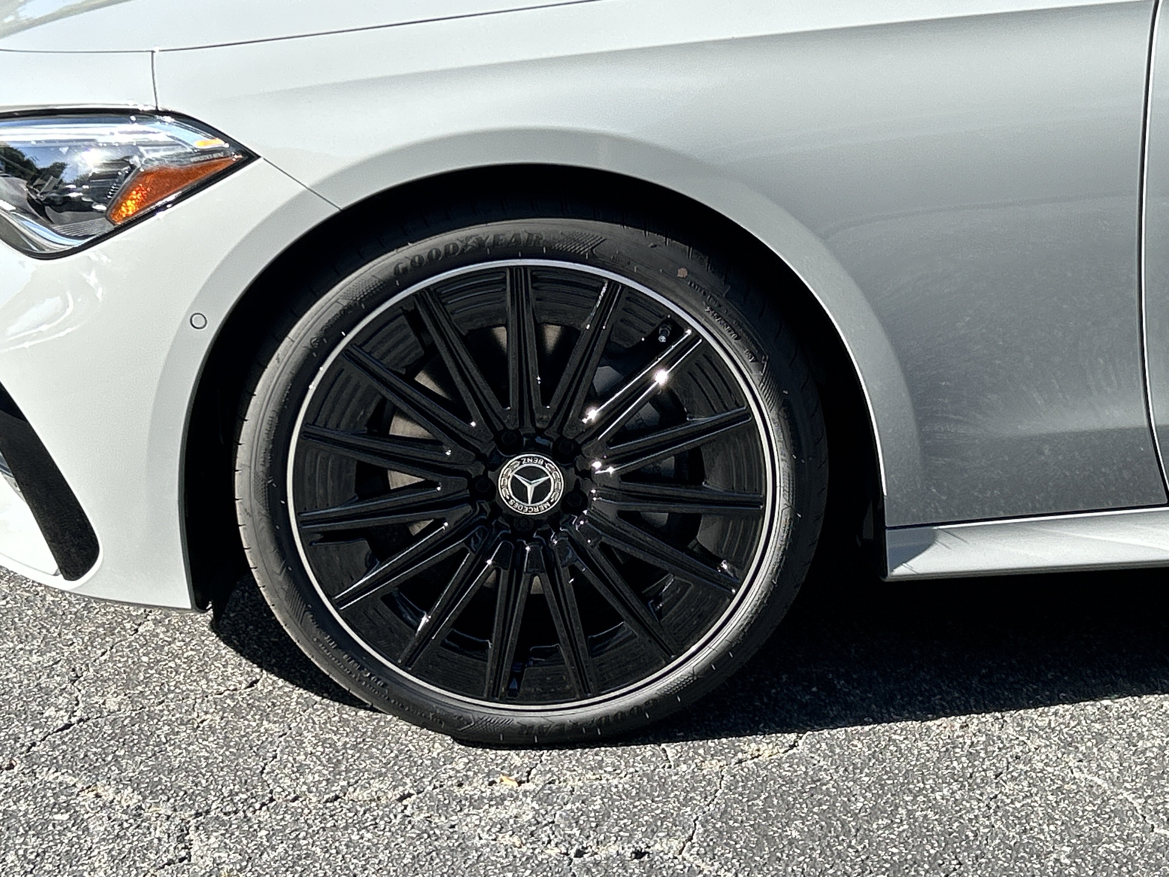 New 2026 Mercedes-Benz CLE 300 4MATIC Coupe image 14