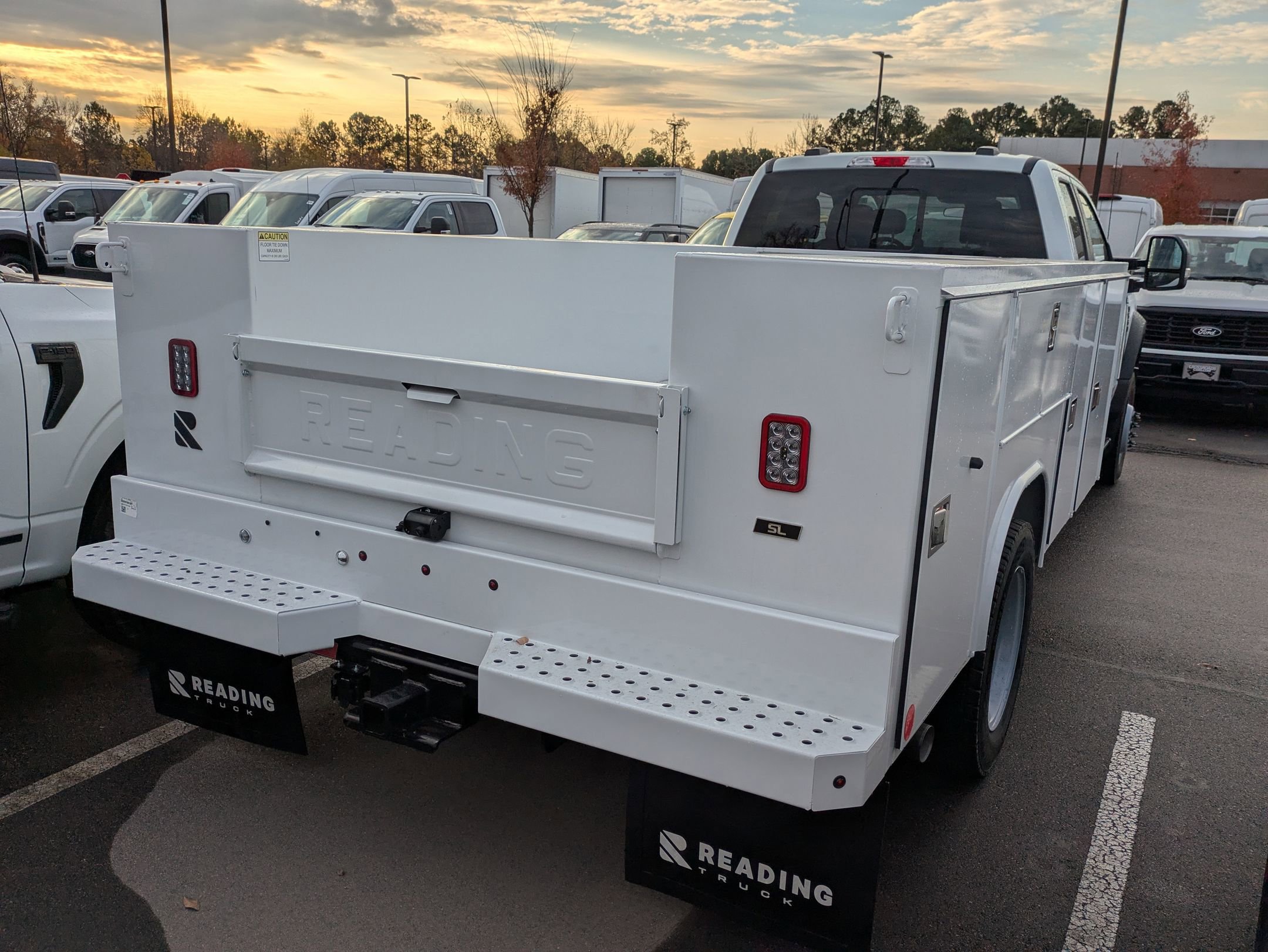 New 2026 Ford F550 4x4 Supercab Super Duty image 3