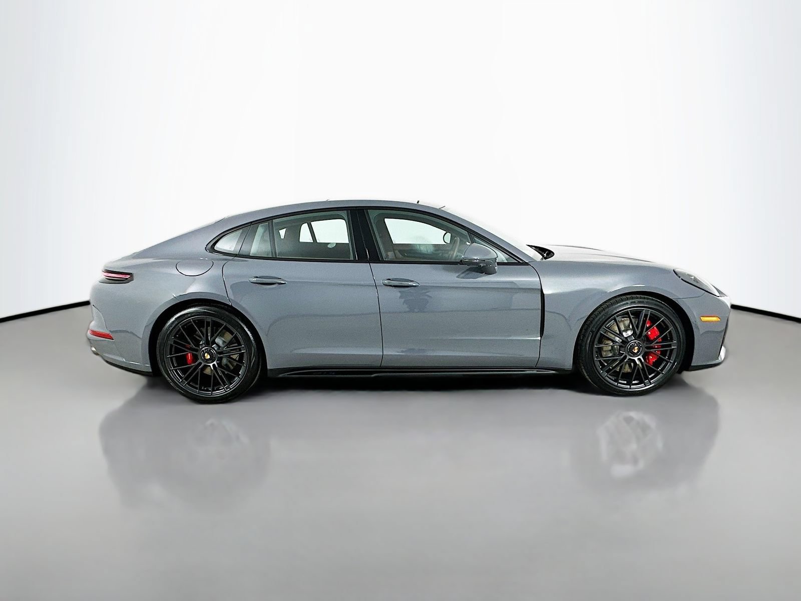 New 2026 Porsche Panamera GTS AWD/4WD image 4