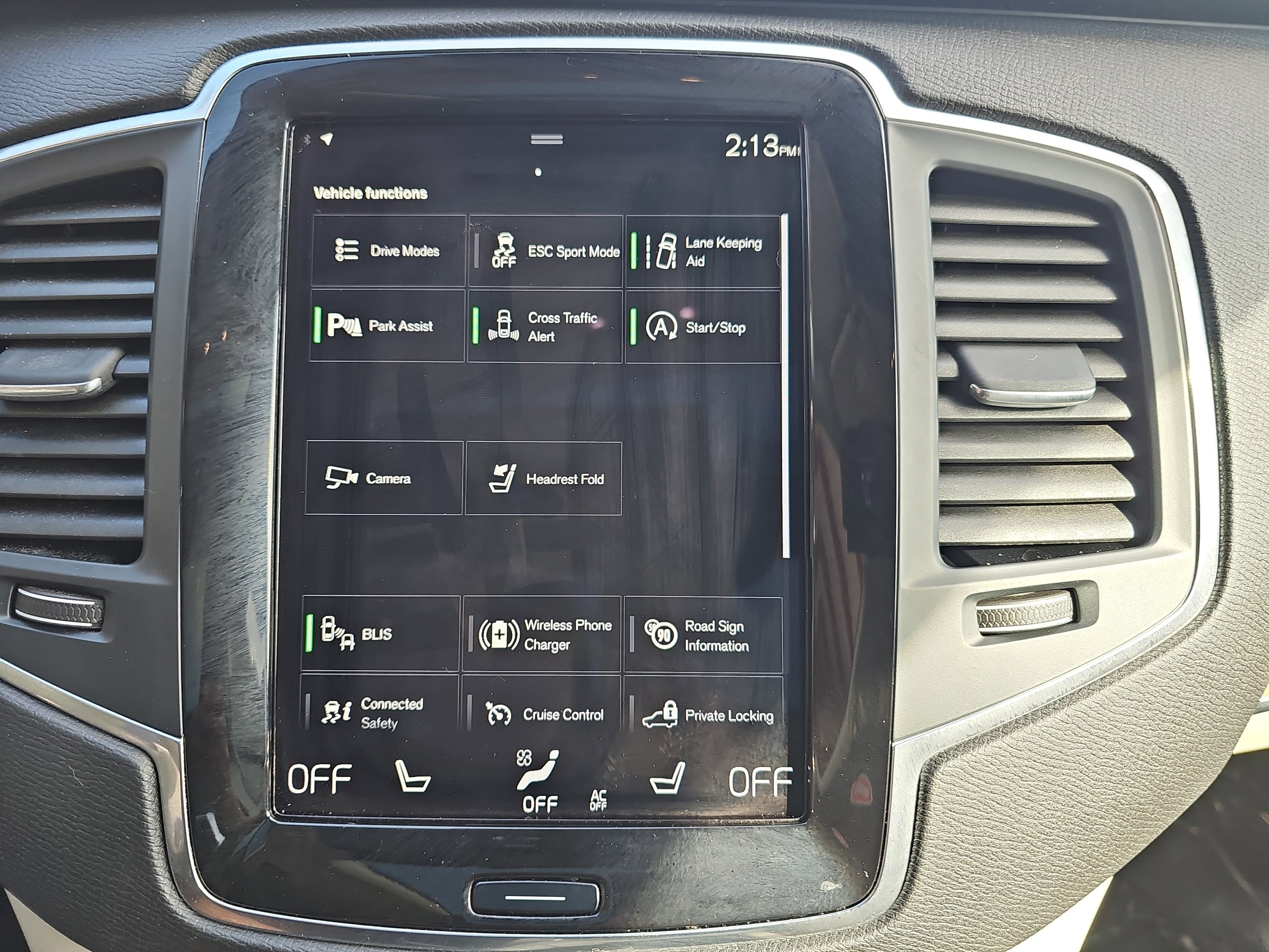 Used 2022 Volvo XC90 T6 Momentum w/ Climate Package image 22