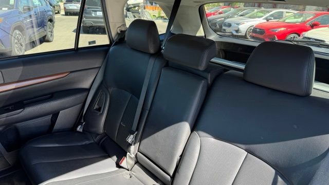 Used 2013 Subaru Outback 2.5i Limited AWD/4WD image 16