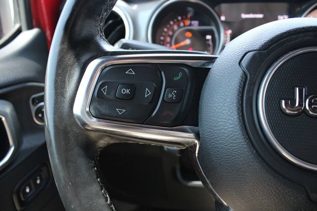 Used 2018 Jeep Wrangler Unlimited Sahara w/ Cold Weather Group AWD/4WD image 10
