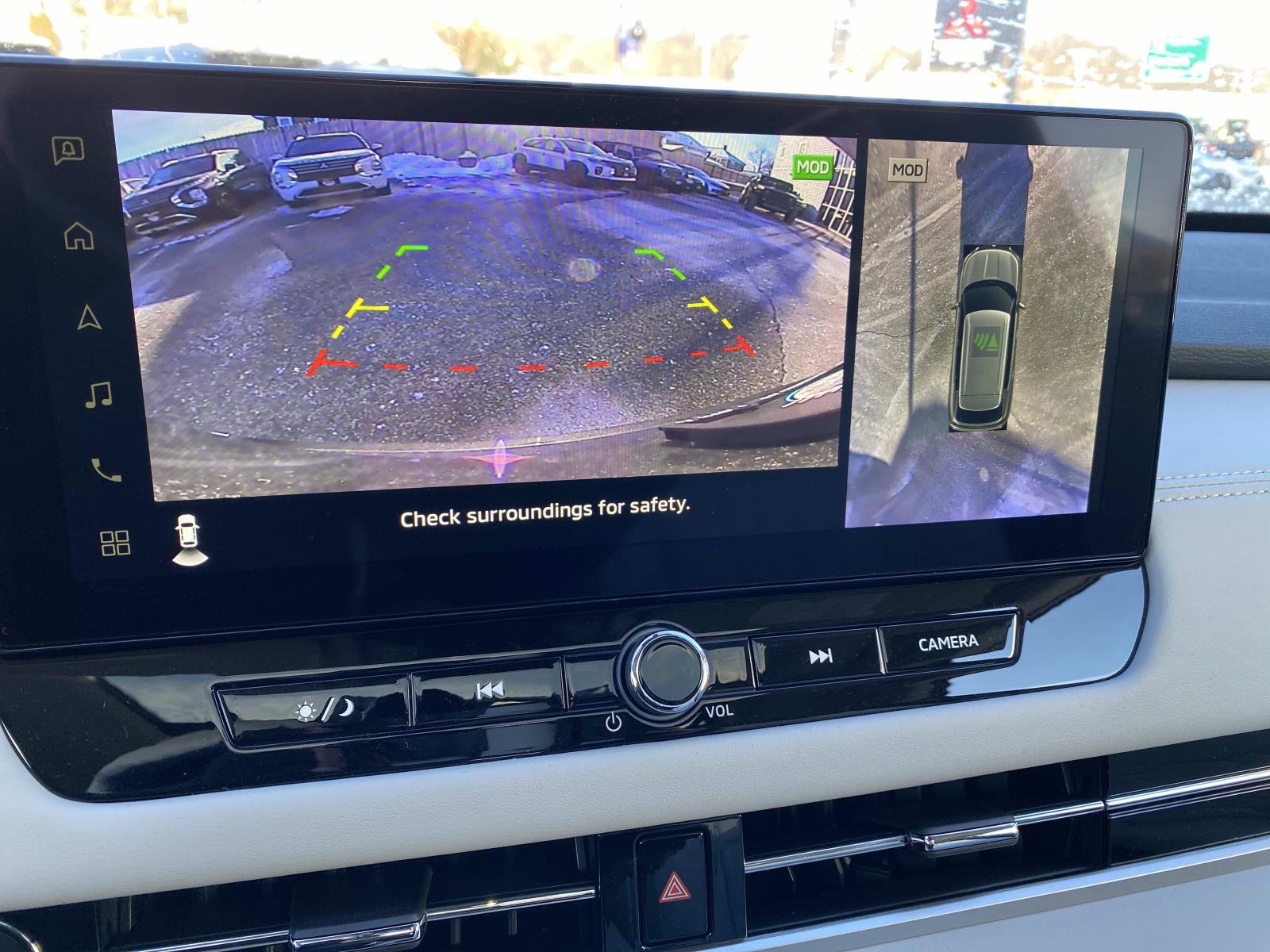 New 2025 Mitsubishi Outlander AWD image 12