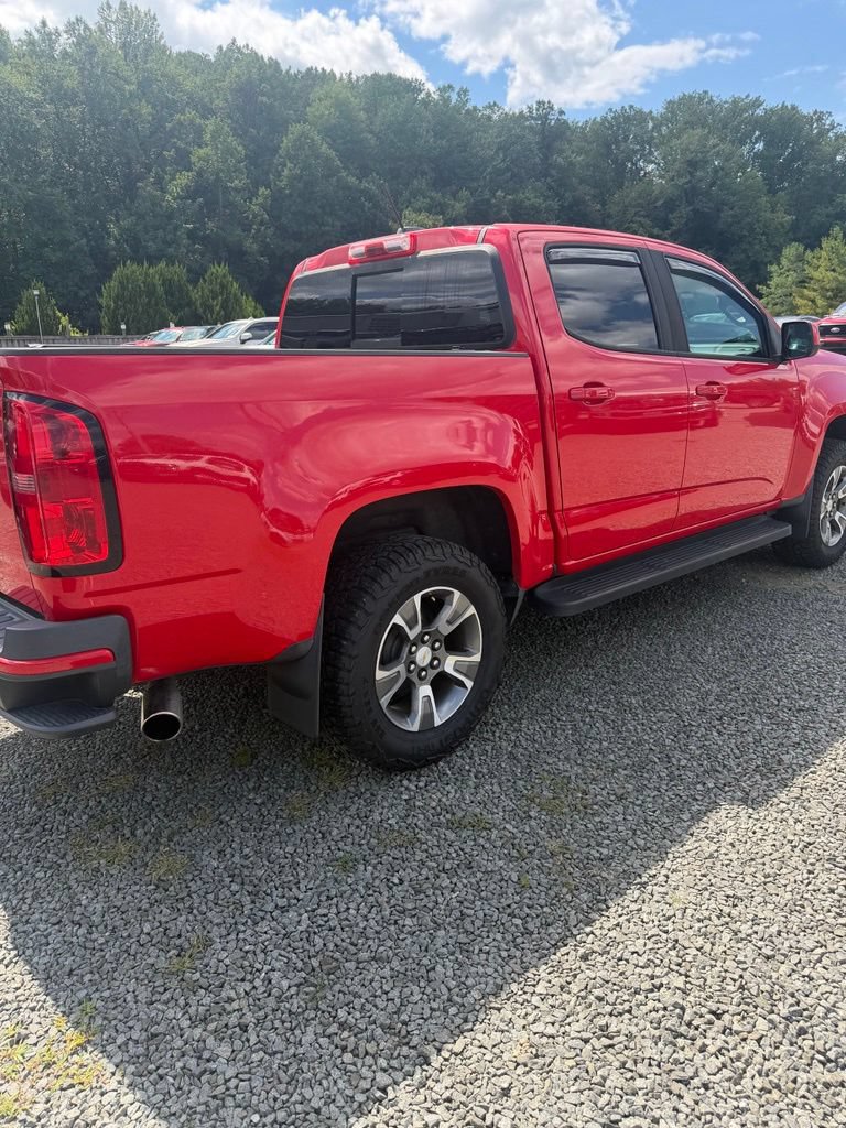 Used 2017 Chevrolet Colorado Z71 AWD/4WD image 8