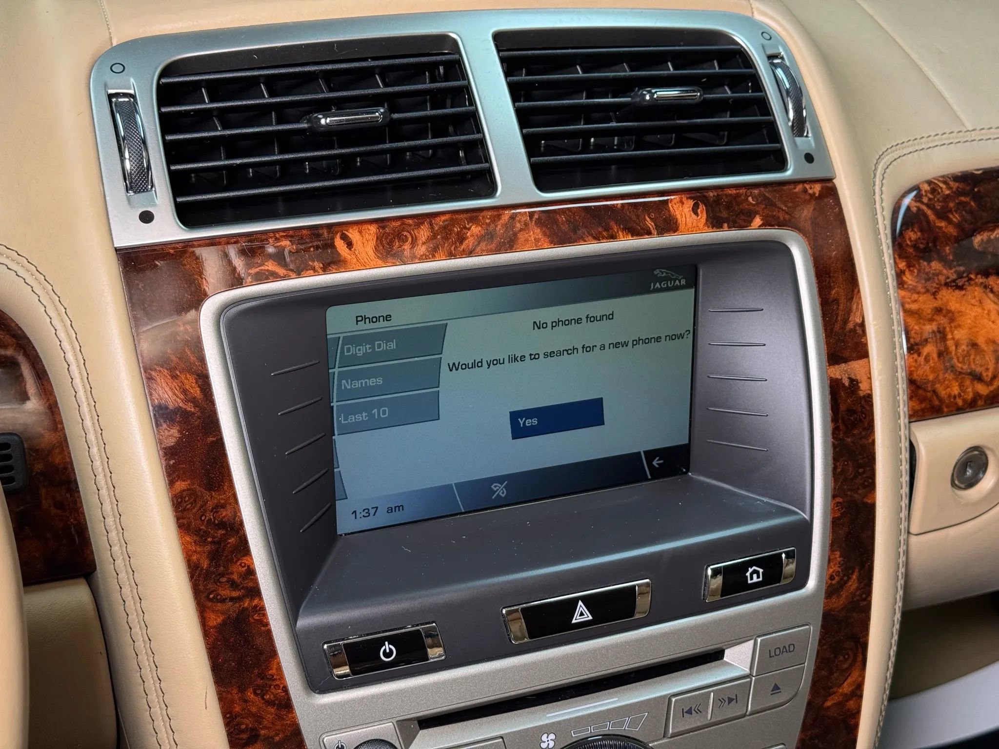 Used 2011 Jaguar XK Coupe image 39