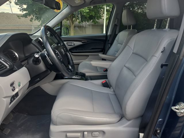 Used 2016 Honda Pilot Touring image 11