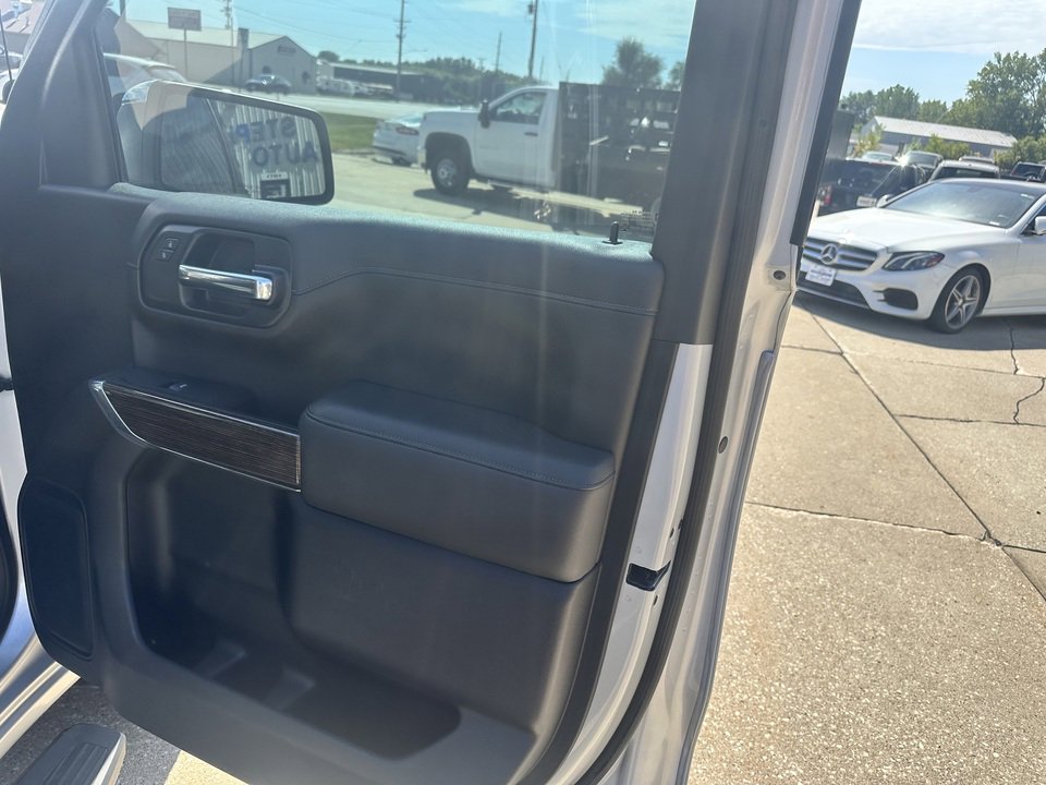 Used 2019 GMC Sierra 1500 SLE w/ SLE Value Package image 18