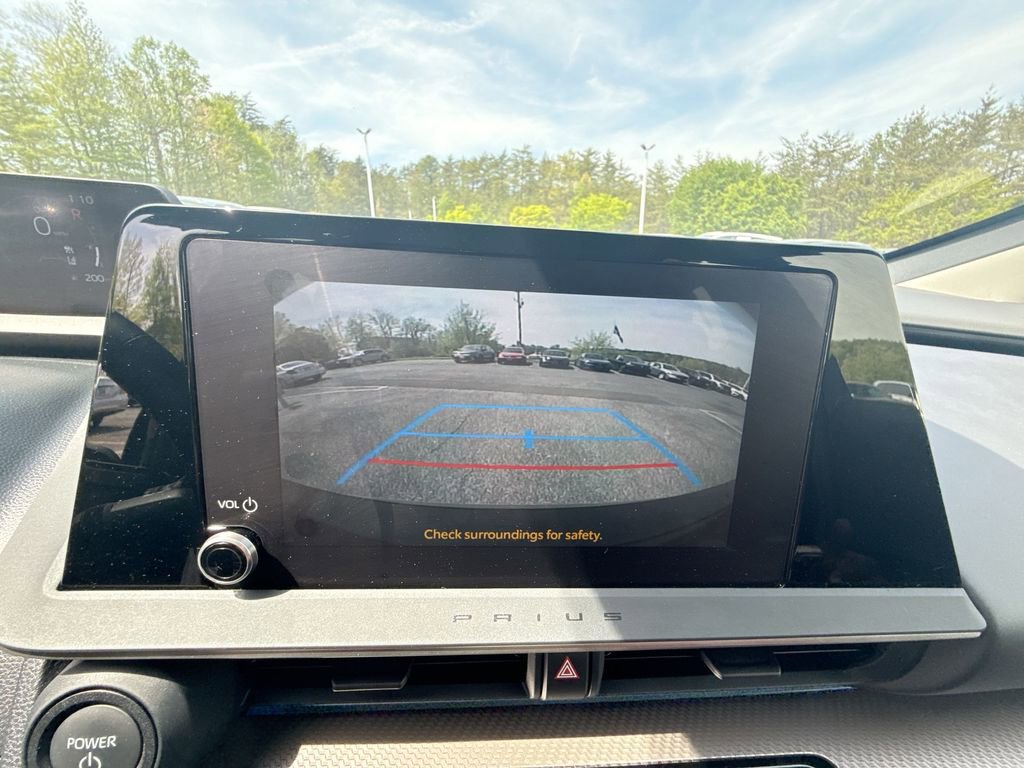 Used 2025 Toyota Prius XLE FWD image 23