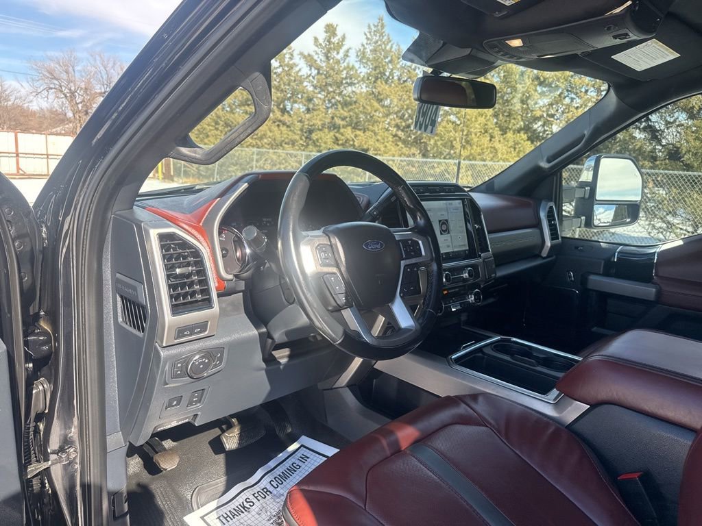 Used 2022 Ford F350 Platinum w/ FX4 Off-Road Package image 15