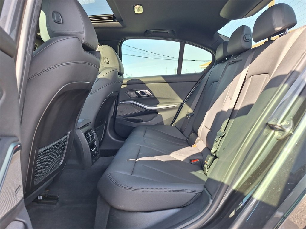 Used 2020 BMW 330i Sedan w/ Driving Assistance Package image 10