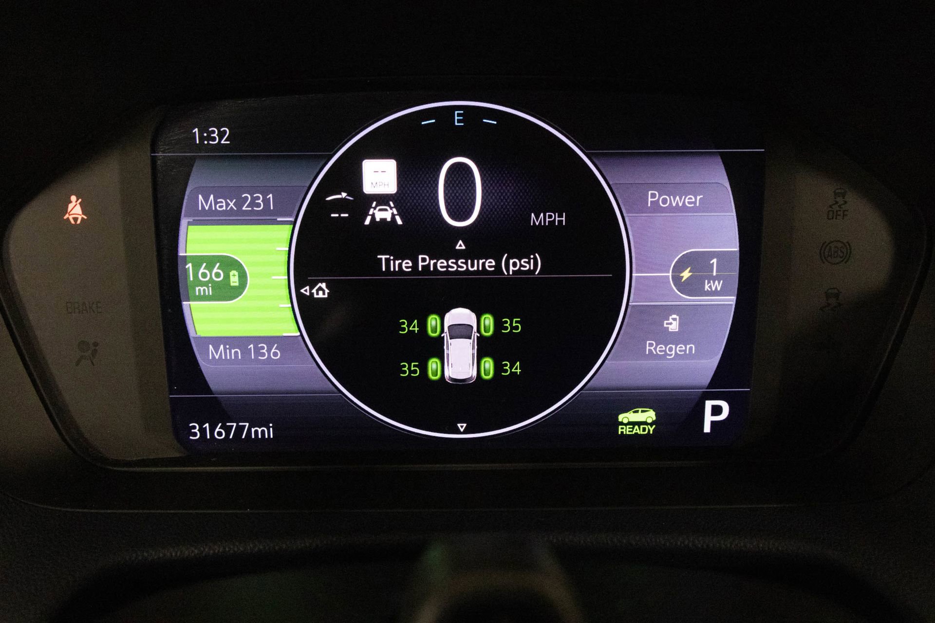 Used 2022 Chevrolet Bolt EUV Premier w/ Sun & Sound Package image 31