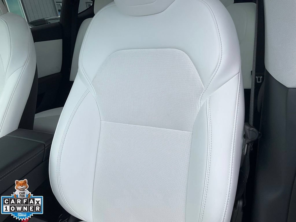 Used 2026 Tesla Model Y Long Range AWD/4WD image 18