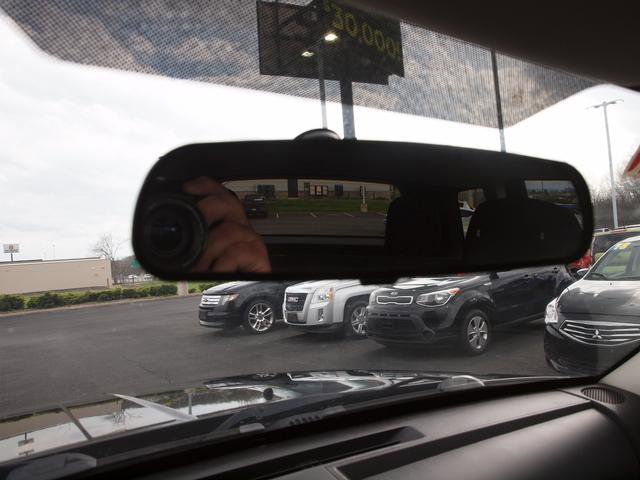 Used 2011 Dodge Nitro Heat w/ Popular Equipment Group image 11