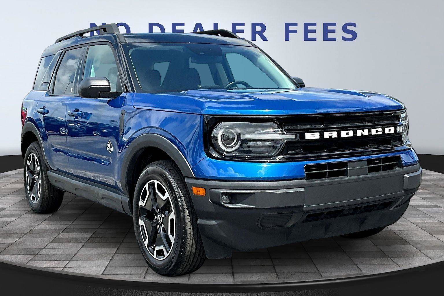 Used 2024 Ford Bronco Sport Outer Banks image 3