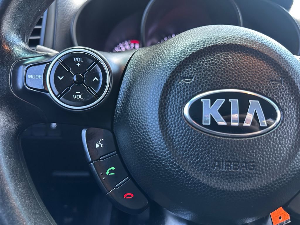 Used 2016 Kia Soul image 22