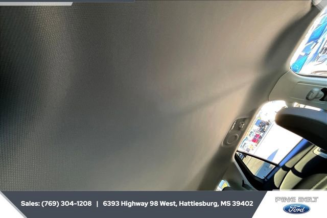 Used 2023 Ford Explorer XLT image 16