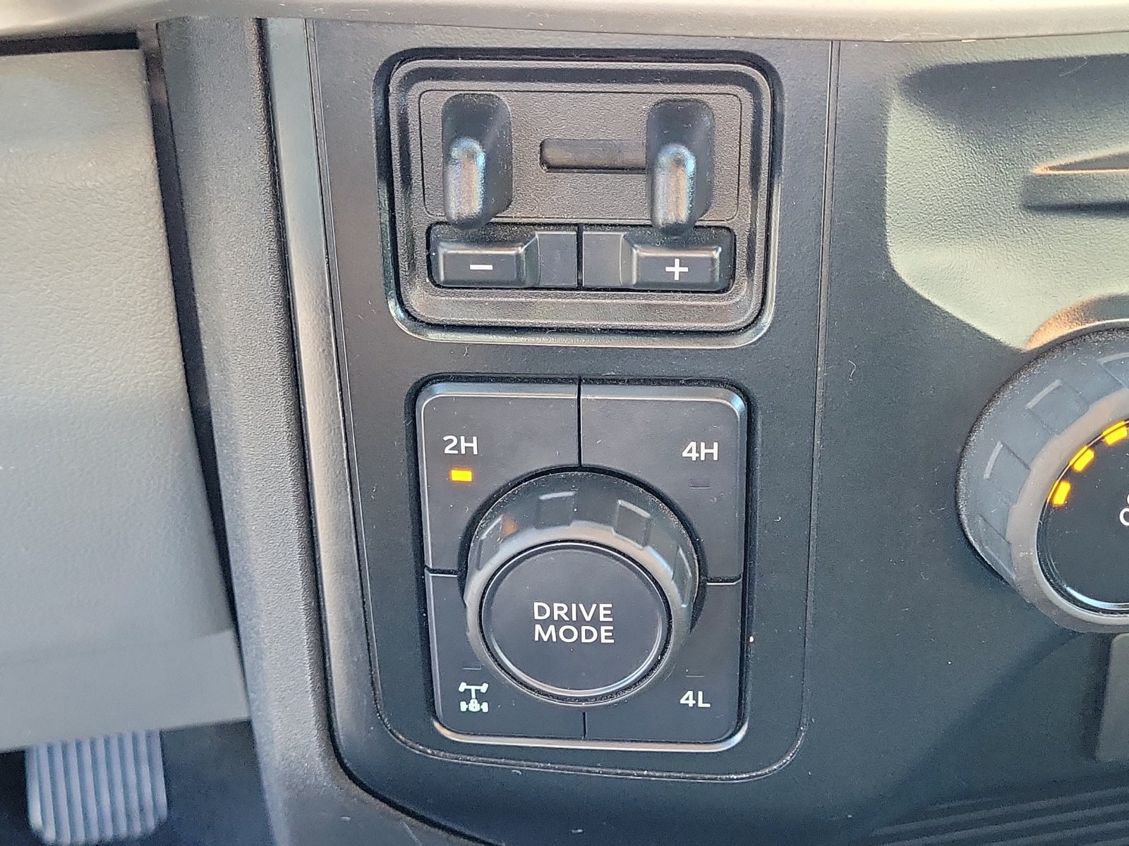 Used 2023 Ford F250 XL w/ STX Appearance Package AWD/4WD image 24