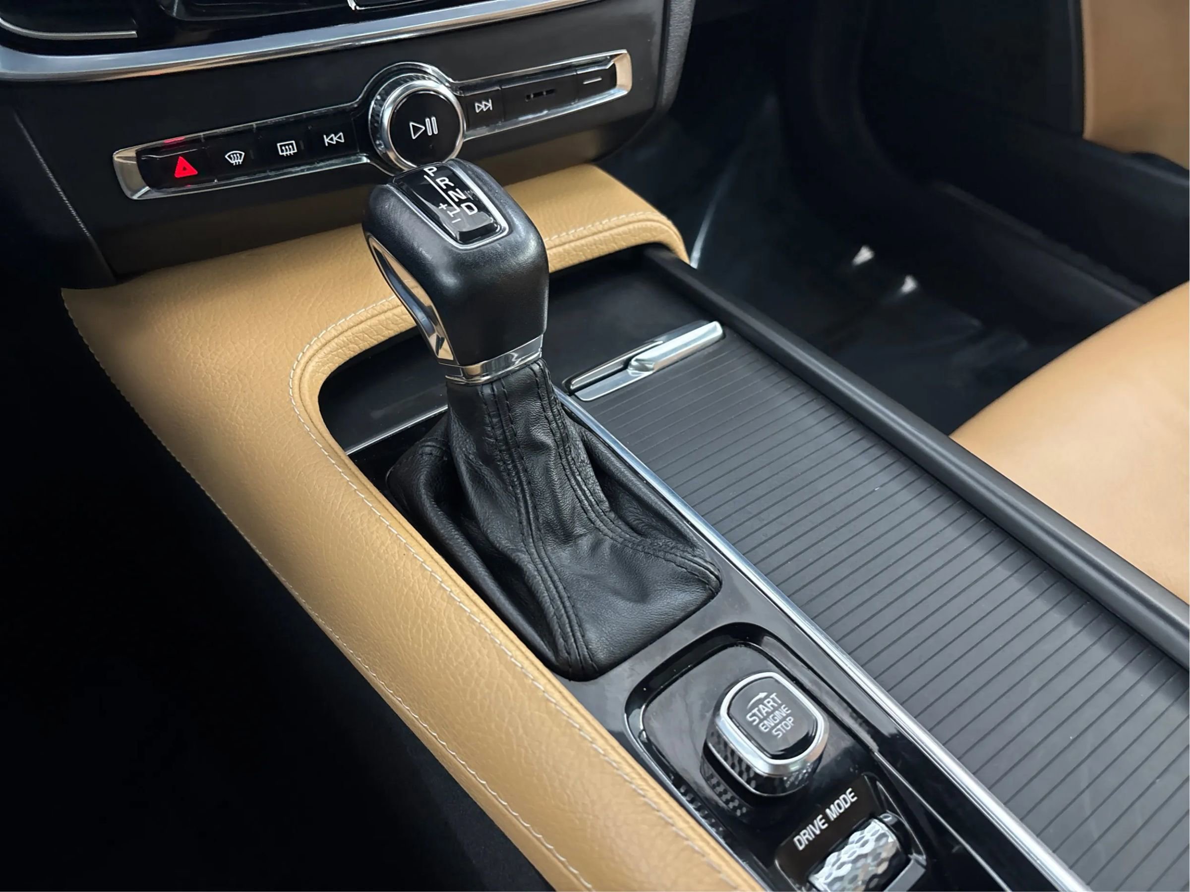 Used 2018 Volvo V90 T5 Cross Country w/ Convenience Package AWD/4WD image 48