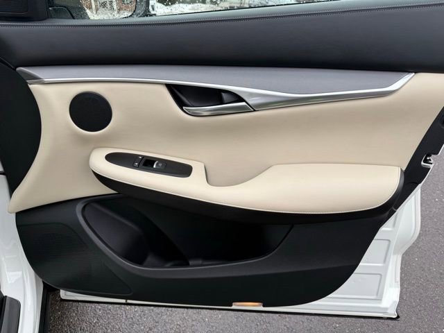 Used 2022 INFINITI QX50 Luxe image 31