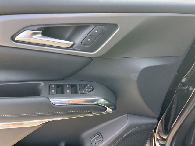 New 2026 Chevrolet Traverse LT w/ Driver Confidence Package image 15