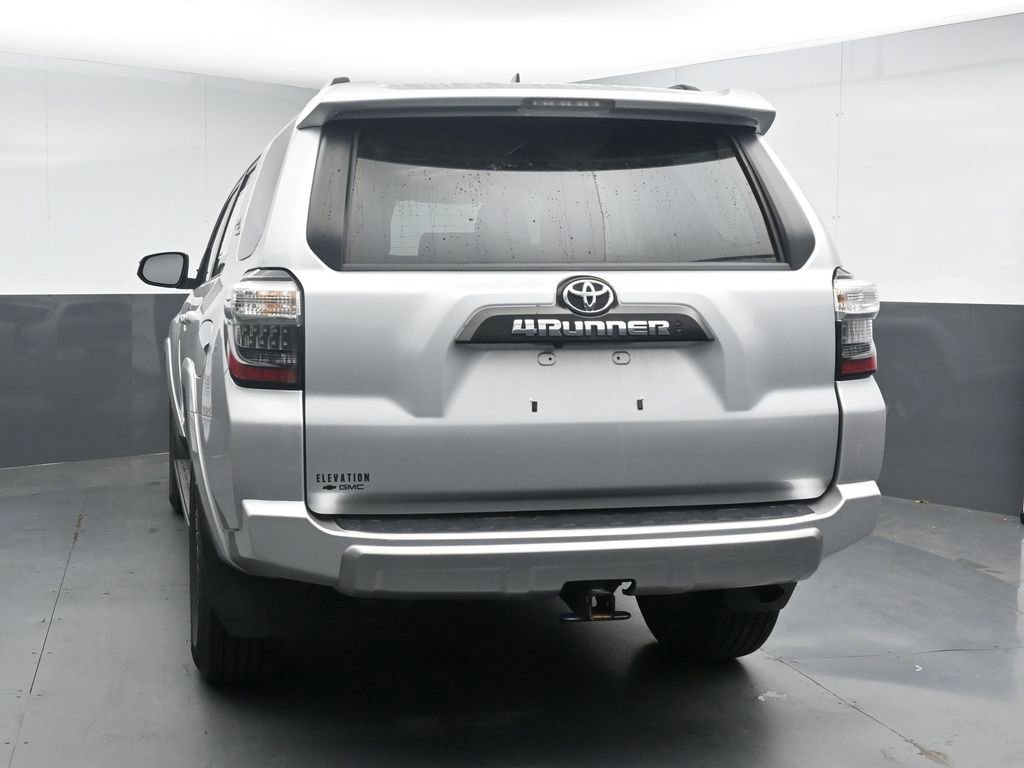 Used 2024 Toyota 4Runner TRD Off-Road AWD/4WD image 6