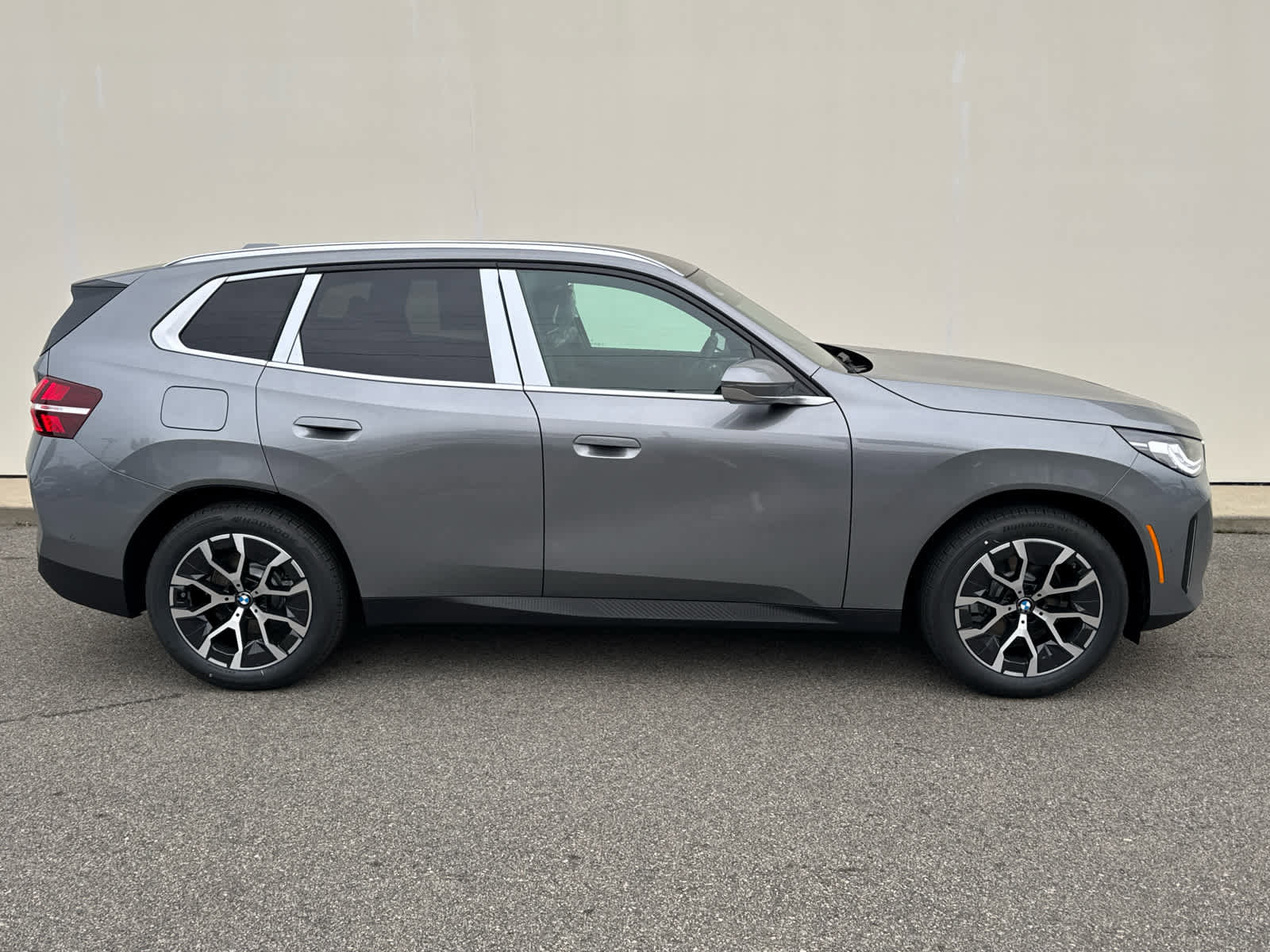 New 2026 BMW X3 xDrive30 image 3