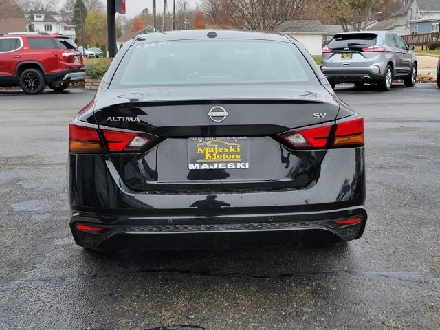 Used 2024 Nissan Altima 2.5 SV image 6