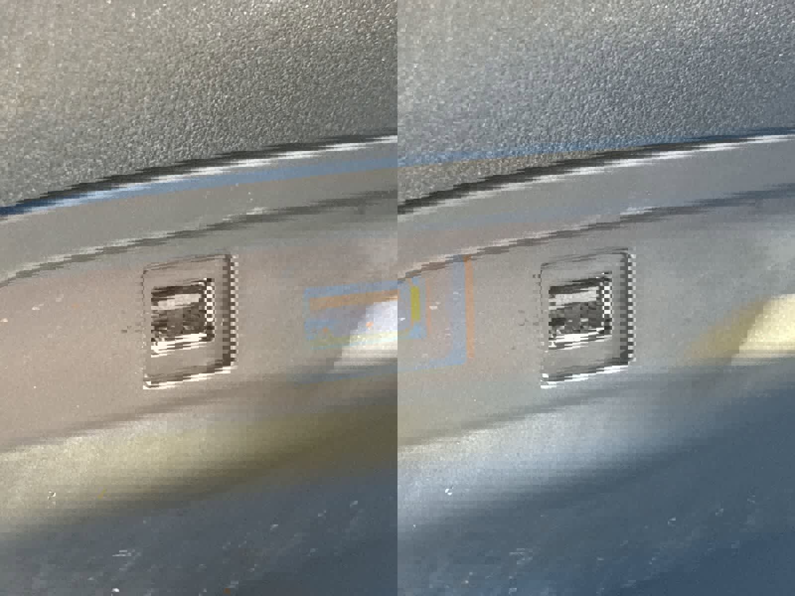 Used 2020 MAZDA MAZDA3 Sedan image 29